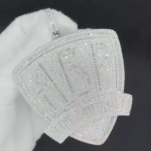 Pendentif en forme de bouclier avec strass en cristal, alliage de zinc plaqué argent 925, style classique, bijou unisexe, cadeau - Product Image 3