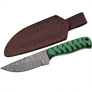 Couteau de chasse Damas 8 pouces, couteau à éviscérer émeraude avec manche en bois rainuré, lame pleine longueur et étui, couteau de poche pour la chasse - Product Image 1