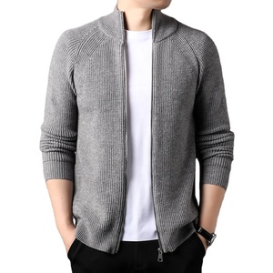 Veste pull zippée en maille vert olive pour homme, col montant, coupe classique, manches longues, mélange de laine - Product Image 4