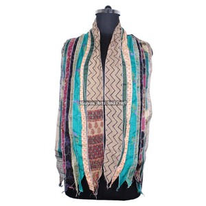 Écharpe vintage en soie à 10 bandes Patti pour filles SC017 – Stole tendance avec patchs de sari indien, écharpe réversible colorée - Product Image 2