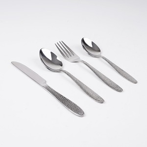 Ensemble de couverts en acier inoxydable argenté avec poignée à motif, vaisselle pour la cuisine - Product Image 3
