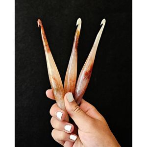 เข็มโครเชต์ทำมือจากไม้และเรซิ่น สำหรับคนรักงานฝีมือไหมพรม งานฝีมือจากไม้ไผ่และไม้ - Product Image 5