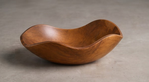 Plato de Madera de Nogal con Borde Ondulado Asimétrico Orgánico, Tazón para Servir de Madera de Mango, Elegante Centro de Mesa - Product Image 3