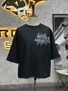 Camiseta de Cuello Redondo para Hombre, de Alta Calidad, Corte Regular, con Estampado Gráfico de Moda - Product Image 4