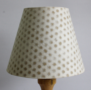 Lámpara de Madera Reciclada con Papel Orgánico 100% de Fibra de Cáñamo y Papel de Encaje Diseñado a Mano para Decoración del Hogar - Product Image 4