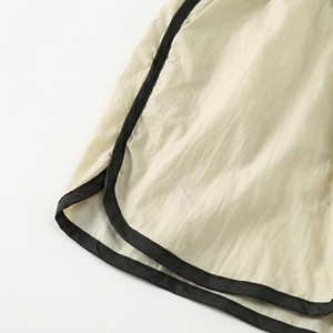 Conjunto Deportivo Sin Mangas con Rayas Beige y Negras |   Conjunto utilitario con cuello alto y cremallera |   Conjunto Deportivo Informal |   Fabricante OEM Personalizado - Product Image 4