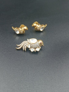 Amaira Jewels – Ensemble de pendentifs oiseaux en argent plaqué or pour femme, avec cristaux et strass, pierres taillées en poire, breloque vintage à thème animal - Product Image 5