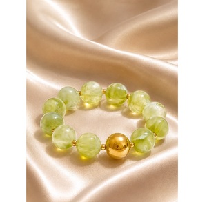 Bracelet en résine de luxe contemporain aux effets décoratifs vibrants, bijoux de mode pour les marques de style de vie moderne - Product Image 2