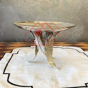 Supports à gâteaux décoratifs de table avec supports à plumes pour la décoration de fête d'anniversaire Supports à gâteaux à 1 étage en métal de haute qualité Best-seller - Product Image 3