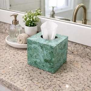 Caja de pañuelos de resina de aspecto premium para decoración del hogar a precio económico, elegante funda de resina para caja de pañuelos para escritorio de oficina y sala de estar - Product Image 2