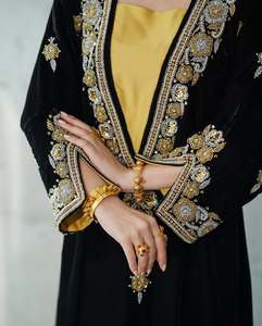 Elegant Black Velvet Abaya With Gold Embroidery V Neck Long Sleeve Floor Length Middle Eastern Wedding Dress For Women - Product Image 5