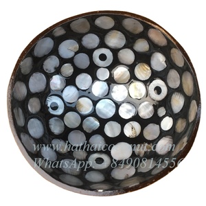 กะลาเวียดนามกับแม่มุก - Product Image 1