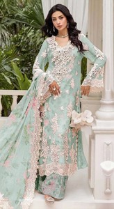 Dhwaja Export - Ensemble semi-couturié en mousseline avec broderie et travail de sequins - Product Image 2