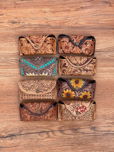 Vente chaude étui à lunettes en cuir repoussé peint à la main manches de lunettes de soleil pochette à lunettes souple couverture de lunettes compacte occidentale - Product Image 4