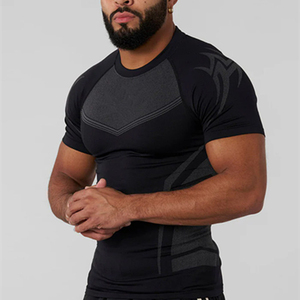 T-shirt de compression à manches courtes pour homme, couleur violette, coupe ajustée, séchage rapide, col rond, tricoté en polyester, idéal pour l'entraînement sportif - Product Image 3
