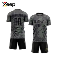 Tenue de football personnalisée pour hommes XEEP XC-SU-69, polyester respirant, imprimé par transfert thermique, séchage rapide, coupe classique ajustée, OEM