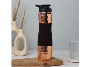 Bouteille d'eau en cuivre avec bec verseur, capacité de 1000 ml, personnalisable, grande capacité portable pour les bienfaits ayurvédiques, cerise foncée - Product Image 3