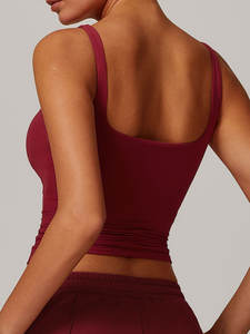 Débardeur de compression sans manches pour femme, personnalisable avec logo, respirant, pour le fitness, la gym, la course, le sport, le yoga, gilet uni vierge - Product Image 4