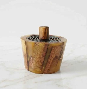 Quemador de Incienso Artesanal de Lujo en Madera y Resina, Regalo para Ramadán y Eid, Moderno Soporte para Incienso con Cubierta Metálica para Decoración Aromática del Hogar - Product Image 1