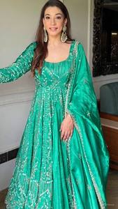 Vestido de Fiesta de Lujo Bordado con Lehenga y Dupatta – Colección de Boda en Seda Pesada - Product Image 2