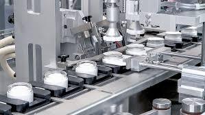 Machine de remplissage automatique de savon liquide commerciale, remplisseuse de bouteilles de 500 ml, contrôlée par PLC, électrique, 10 buses, haute précision, cosmétique - Product Image 3