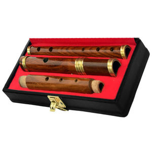 Flûte irlandaise noire pour étudiants avec étui rigide, en bois de rose irlandais, 4 parties, 26 pouces - Product Image 3