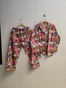 Ensemble de pyjama imprimé à col rabattu coupe ample, longueur intégrale, en tissu doux, tenue décontractée pour adultes, motif printanier, vêtements de détente pour femmes - Product Image 2
