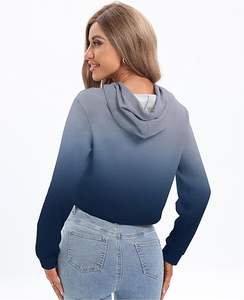 Sweat à capuche court pour femme avec logo personnalisé, effet ombré, en mélange de coton doux - Product Image 2
