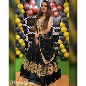 Color negro y secuencia 5mm Trabajo bordado fiesta desgaste Lehenga Choli AAC 899 - Product Image 2