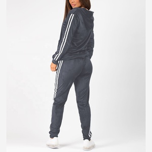 Conjunto Deportivo de Dos Piezas para Mujer, Talla Grande, con Capucha y Pantalones Deportivos, Logotipo Reflectante en la Espalda, Venta al Por Mayor OEM - Product Image 6