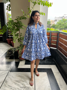 Fabriqué en Inde Maxi décontracté d'été avec ceinture à volants en coton Entièrement doublé Fermeture à crochet et à œil au cou Style pull Mode Femme - Product Image 3