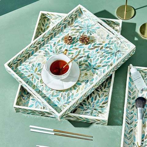 Compre un Juego de Bandejas de Servir Decorativas Modernas de Madera con Estampado Floral para Servir Té, Café y Comida, Decoración del Hogar, Mesa de Comedor - Product Image 4