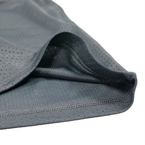 Shorts de sport décontractés pour hommes, personnalisables avec logo, 100 % polyester, anti-plis, respirants, écologiques, séchage rapide, en maille, pour la gym, la plage et le basketball, à motifs - Product Image 2