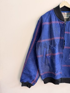 Veste d'hiver faite à la main, veste bomber matelassée Kantha, veste unisexe à fermeture éclair - Product Image 6
