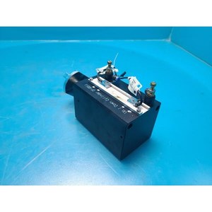 Cilindro neumático de elevación/descenso Lam Research 2300v2 Assy1 usado tal como está, piezas de equipos semiconductores Legacy - Product Image 4