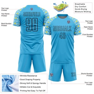 Ensemble de maillots de football personnalisés sublimés bleu clair à manches courtes, motif géométrique, évacuation de l'humidité, col rond, nom de l'équipe imprimé pour hommes - Product Image 3