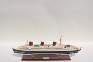 Maquette du navire S.S. NORMANDIE, modèle en bois sculpté à la main de haute qualité, pièce d'art de collection sur le thème de l'océan, à poser, pour la maison - Product Image 6