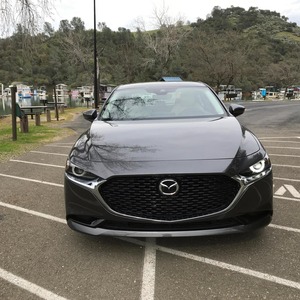 Mazda 3 d'occasion prête à l'exportation – Qualité supérieure, stock limité, conduite fluide, fonctionnalités intelligentes et performances robustes – Meilleur prix - Product Image 5