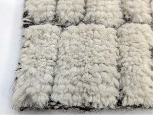 Tapis tufté fait main pour la décoration intérieure de la chambre à coucher, tapis tufté en laine épaisse de luxe pour un confort premium dans la chambre à coucher - Product Image 4