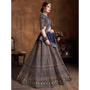 Adorable Lehenga Choli de seda cruda con lentejuelas azul marino con Dupatta para vestidos de Graduación - Product Image 5