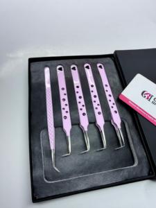 Pince à épiler professionnelle à 90 degrés pour extensions de cils, en acier inoxydable doré, pour volume russe, avec logo personnalisé, instrument de beauté - Product Image 5