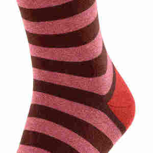 Chaussettes de sport pour hommes de haute qualité, nouveau design personnalisé, respirantes, couleur unie, en vente - Product Image 6