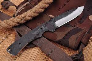 Couteau de camping forgé à la main, à lame fixe, pleine longueur, pointe tombante, en acier 1095 poli, personnalisable OEM/ODM, vente en gros directe usine - Product Image 4