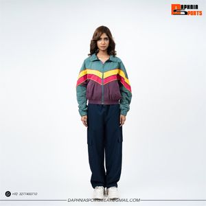 เสื้อแจ็คเก็ต Daphnia Retro รุ่น Unisex วินเทจ ลายเชฟรอน เสื้อกันลมแบบสปอร์ตสั่งทำพิเศษ คุณภาพสูง พร้อมซิปแบบ Retro สไตล์สตรีทแวร์ - Product Image 6