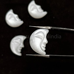 Natürlicher Weißer Mondstein Halbmond-Geschnitzte Figur 18mm Glatter Edelstein Großhandelspreis für Schmuckherstellung Heilkristall - Product Image 6
