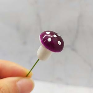 Decoración de Hongos Coloridos Pintados con Temática de Hadas en Miniatura para Casa de Muñecas, Accesorios para Mini Jardín - Product Image 2