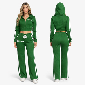 Ensemble de survêtement vert pour femme : sweat à capuche court et pantalon large, tenue de sport décontractée, imprimé Victory, streetwear, ensemble deux pièces - Product Image 1