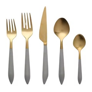 Elegante Juego de Cubiertos de Acero Inoxidable, Accesorios de Comedor Metálicos para un Estilo de Vida Moderno - Product Image 5