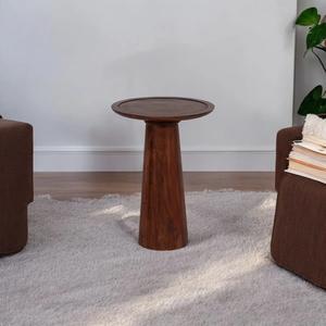 Mesa Auxiliar Artesanal con Base Redonda Ancha y Escultórica Cónica, Acabado Natural Intenso, Ideal para Bares - Product Image 1