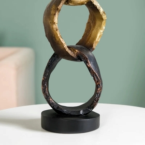 Escultura Moderna de Lujo con Anillos Entrelazados Abstractos y Acabado Metálico Texturizado en Plata, Oro y Bronce para Sala de Estar - Product Image 2